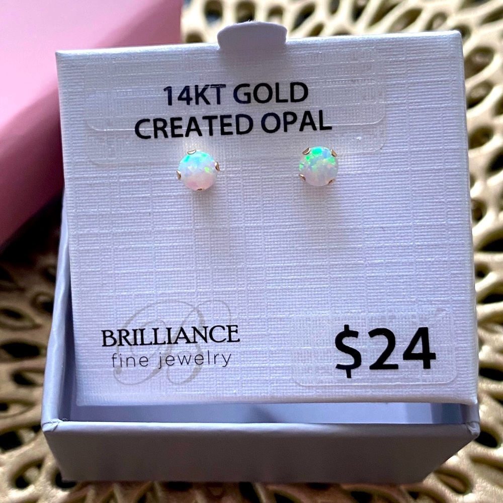 Fine Jewelry  14K GOLD CREATED OPAL Studs